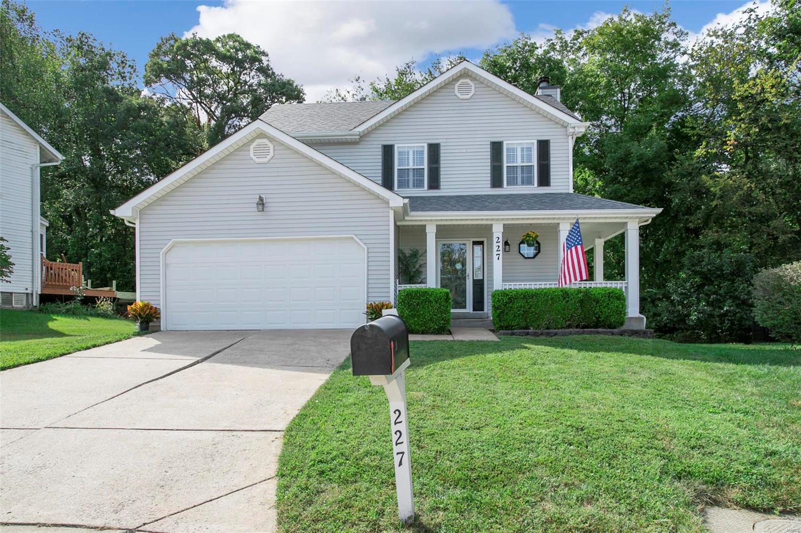 Dougherty Ferry Woods One - Residential
