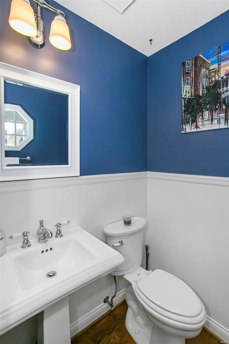 Dougherty Ferry Woods One - Residential