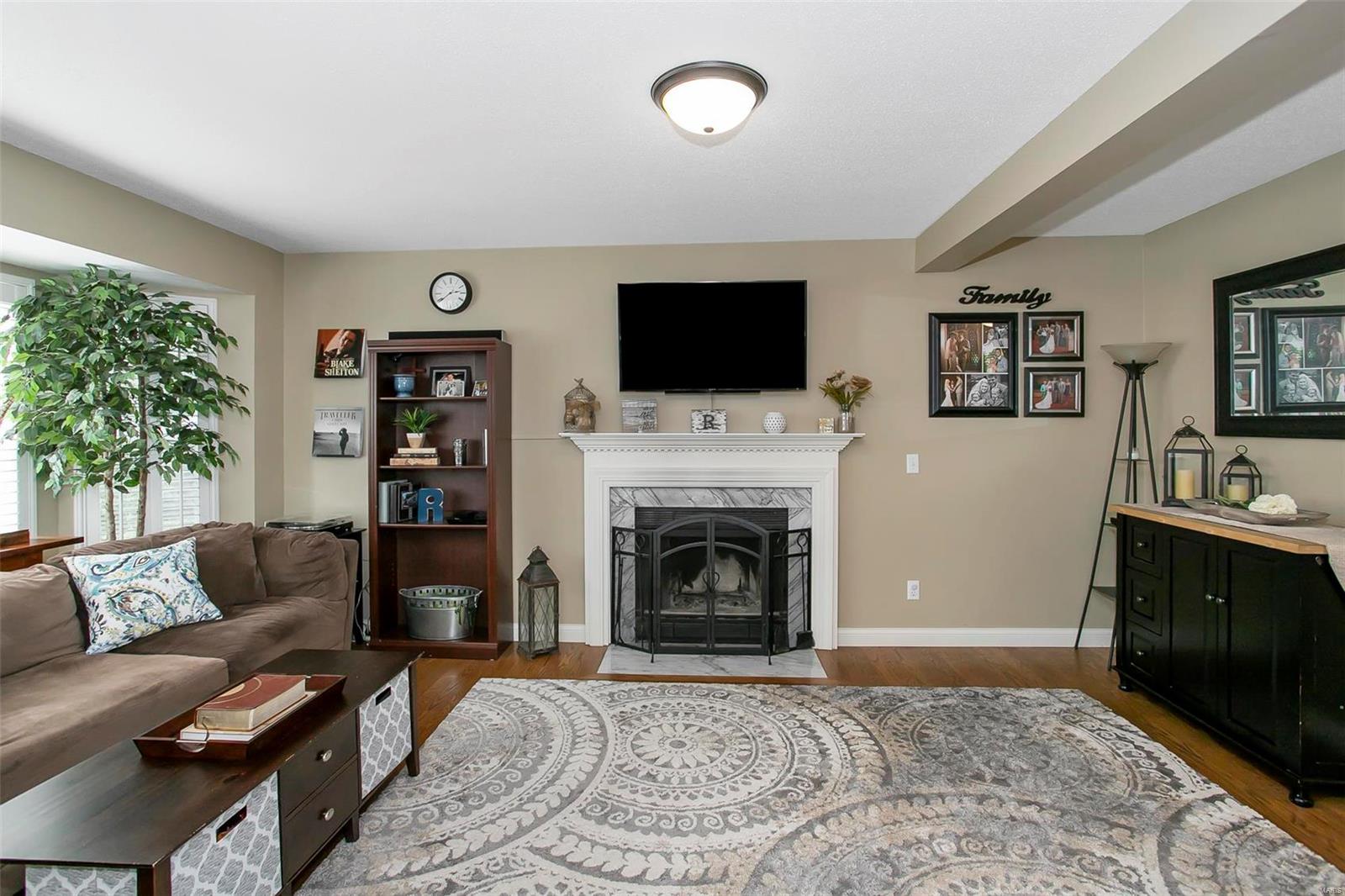 Dougherty Ferry Woods One - Residential