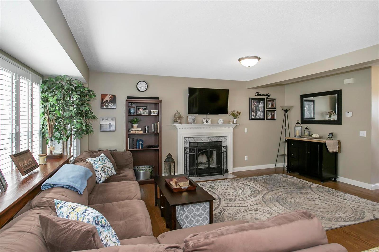 Dougherty Ferry Woods One - Residential