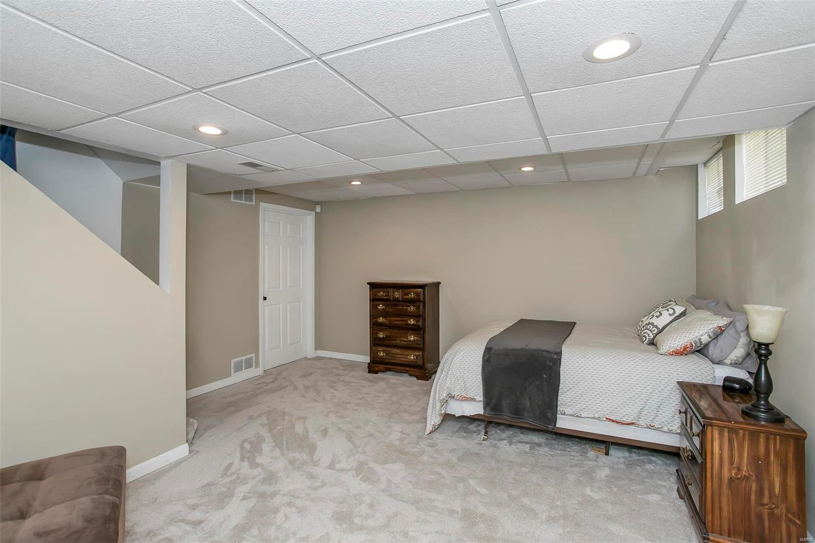 Dougherty Ferry Woods One - Residential
