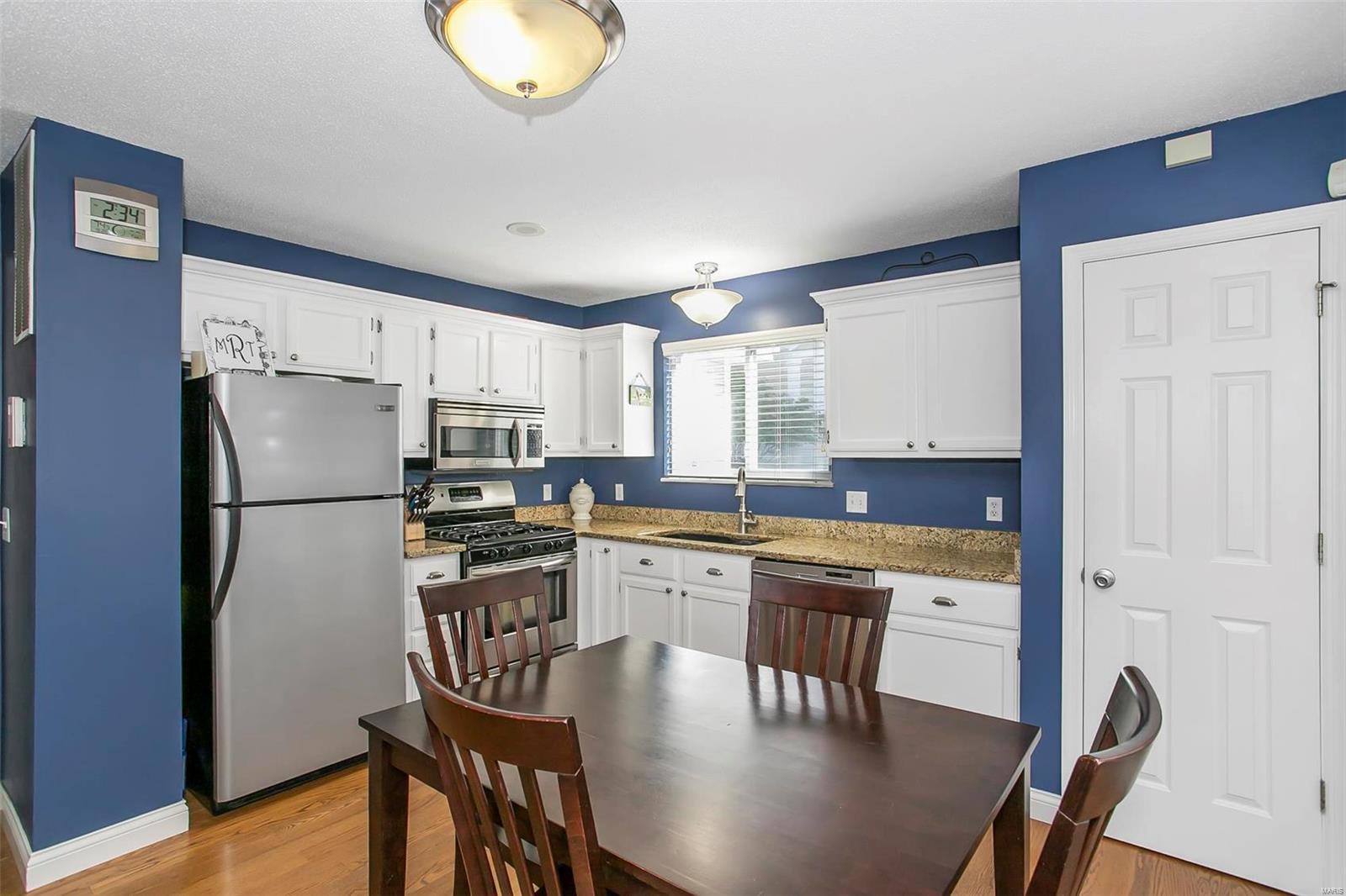 Dougherty Ferry Woods One - Residential