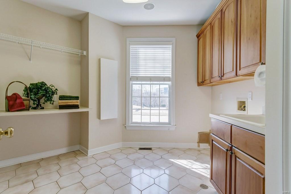 Topping Pointe Estates - Residential