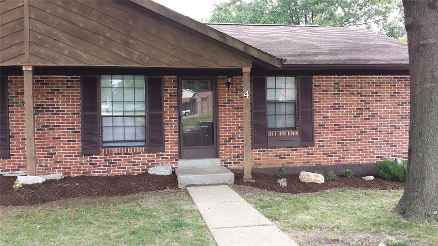 Very nice and clean property recently rehabbed and new carpet installed.  Close to shopping, major highways and schools.  Call for your private showing.