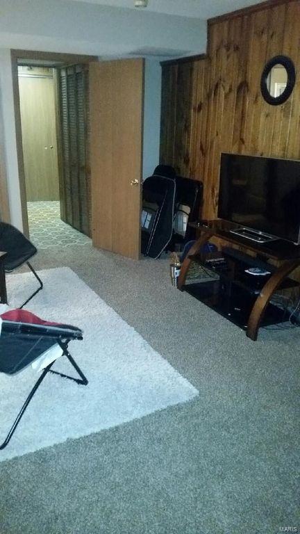 Cedar Ridge 02 01 - Residential Lease