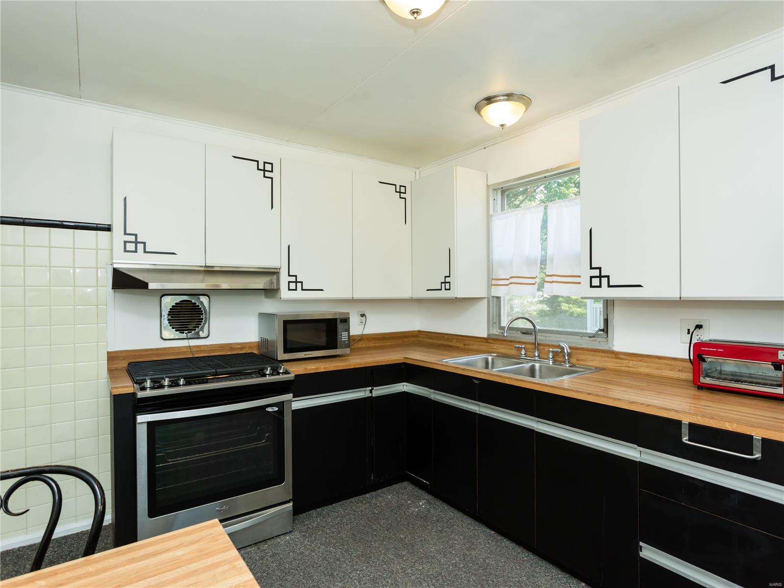 Bayless Hills - Residential