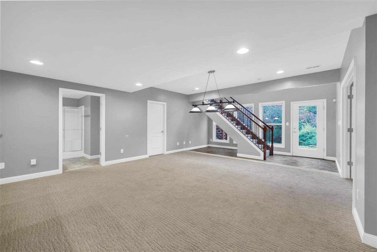 Wentzville, Missouri 63385, United States, 4 Bedrooms Bedrooms, ,4 BathroomsBathrooms,Residential,Pending,16689