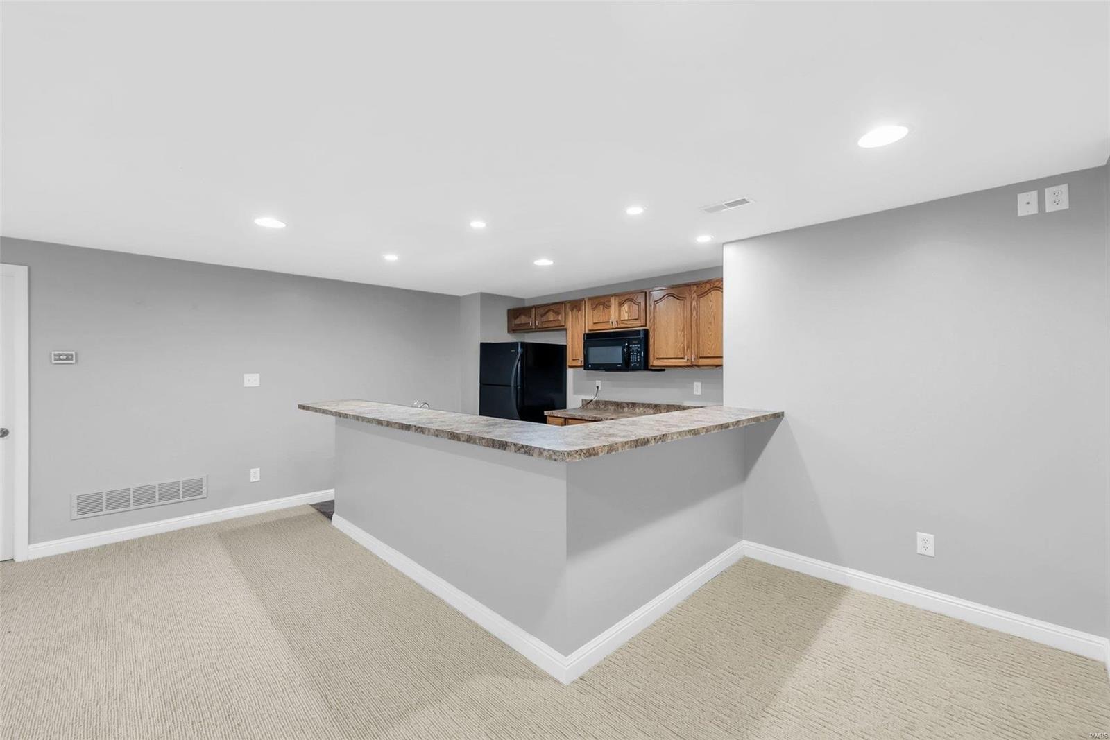 Wentzville, Missouri 63385, United States, 4 Bedrooms Bedrooms, ,4 BathroomsBathrooms,Residential,Pending,16689