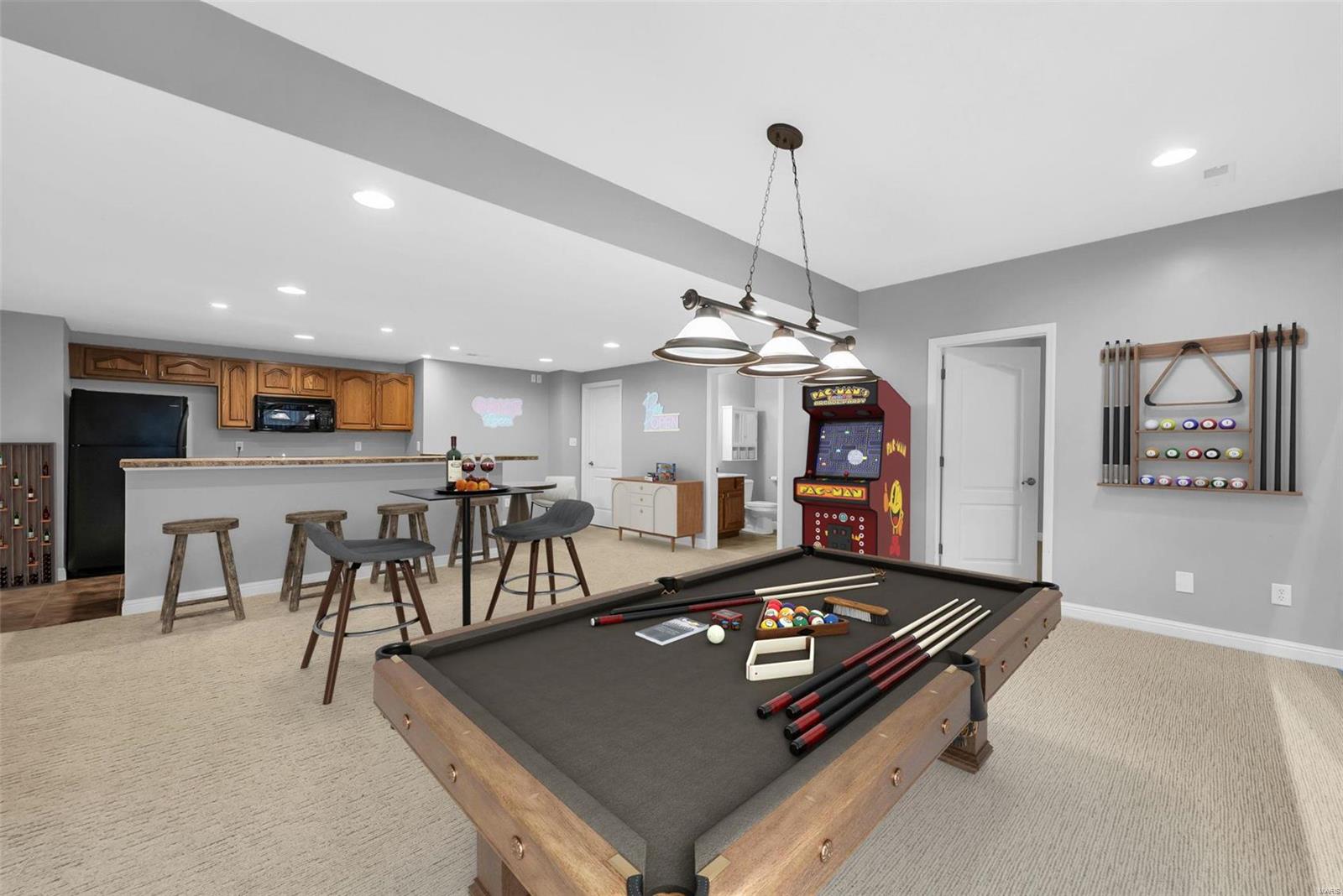 Wentzville, Missouri 63385, United States, 4 Bedrooms Bedrooms, ,4 BathroomsBathrooms,Residential,Pending,16689