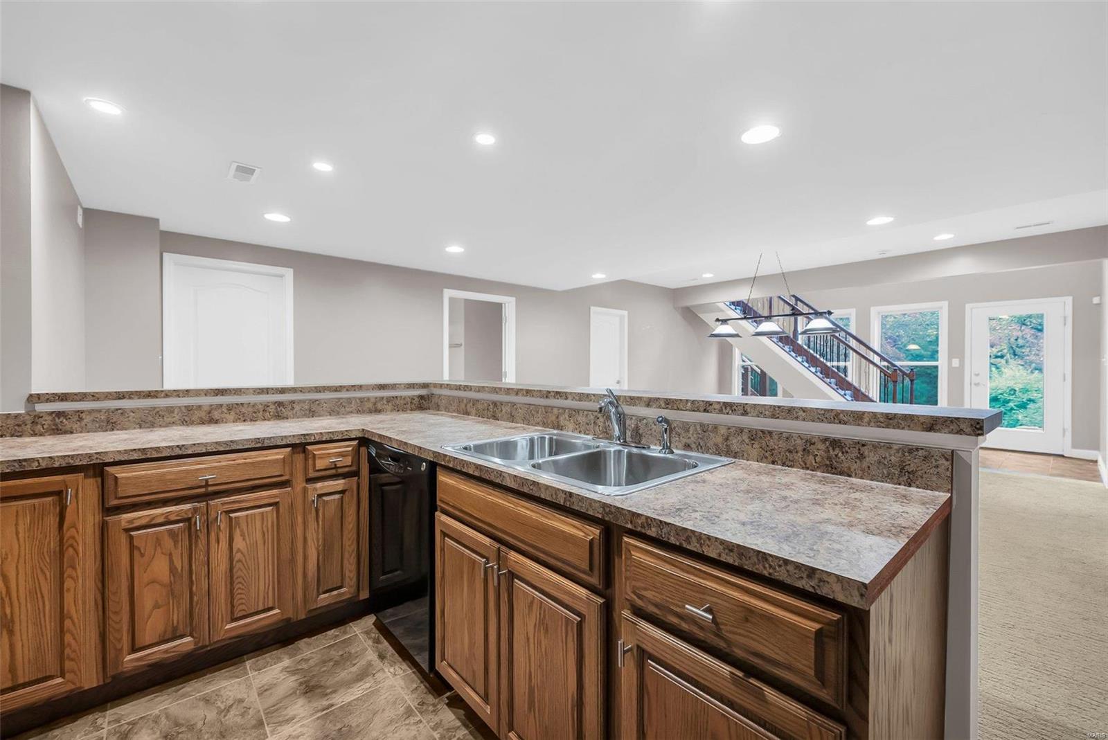 Wentzville, Missouri 63385, United States, 4 Bedrooms Bedrooms, ,4 BathroomsBathrooms,Residential,Pending,16689