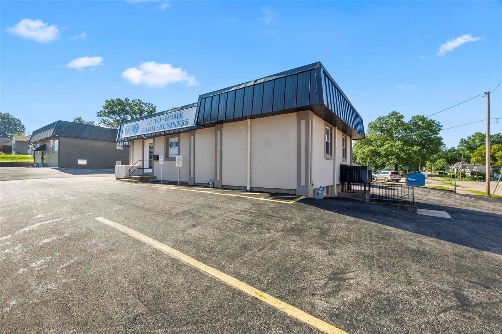 02nd Sunset Add - Commercial Sale