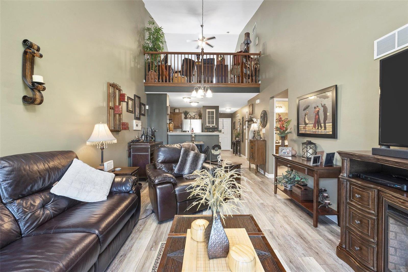 Countryshire #5 - Residential