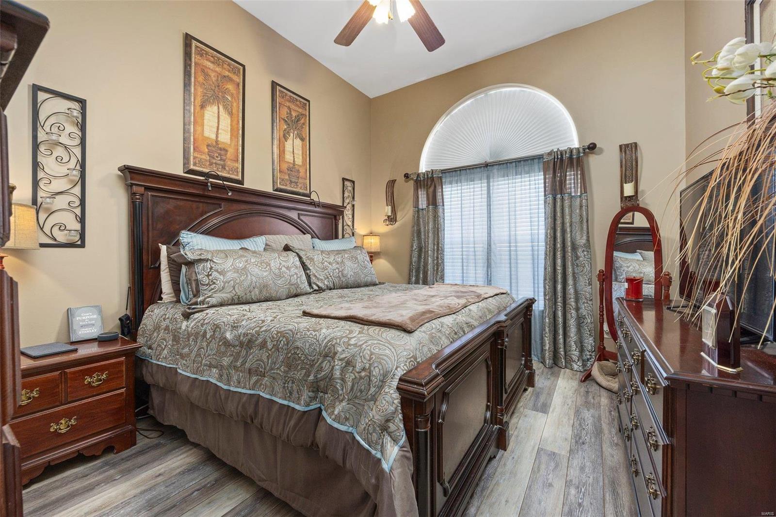 Countryshire #5 - Residential