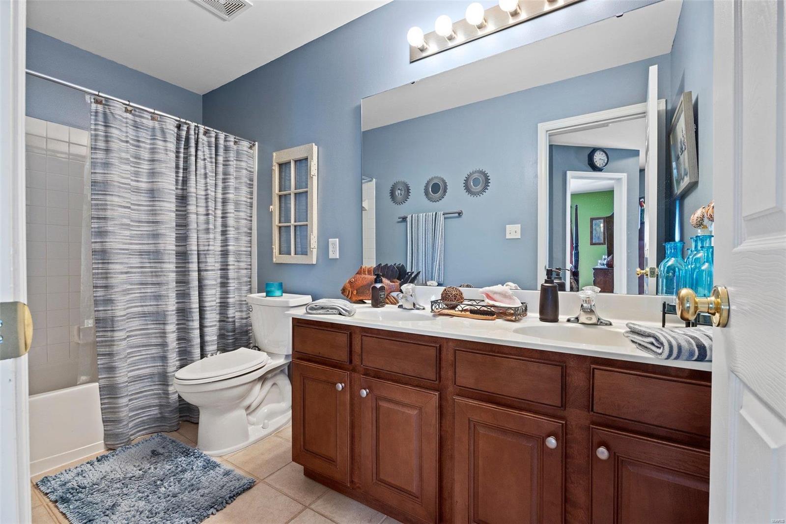 Countryshire #5 - Residential