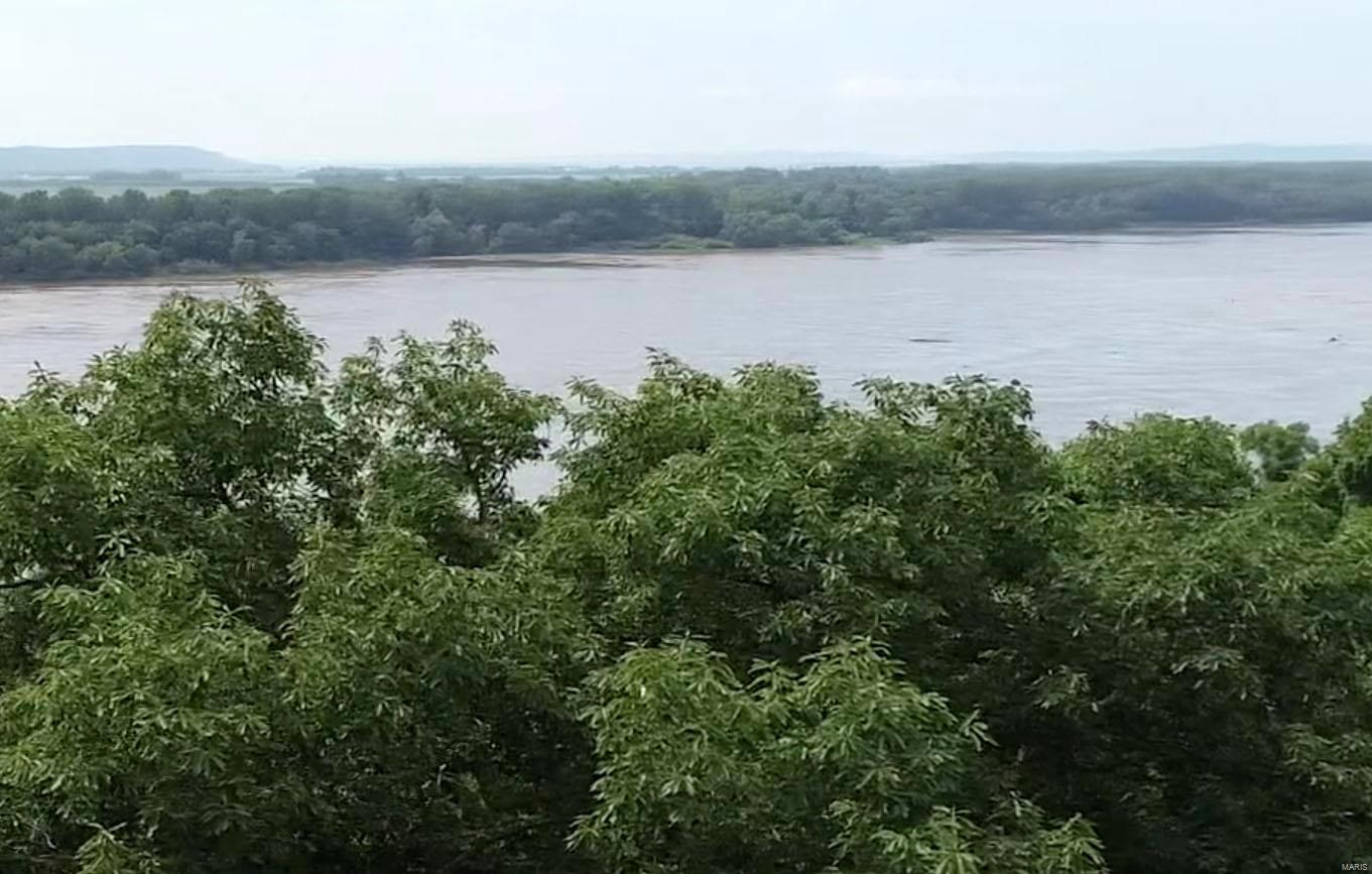 Windsor Harbor - Land