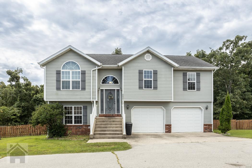 View Waynesville, MO 65583 house
