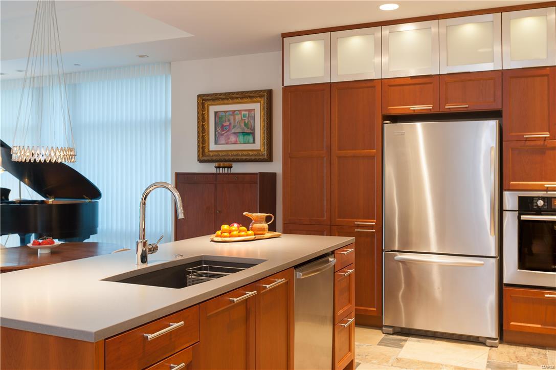 4545 Lindell - Residential