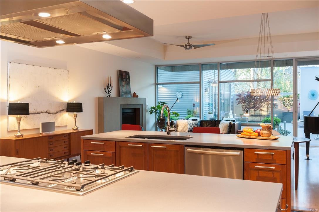 4545 Lindell - Residential