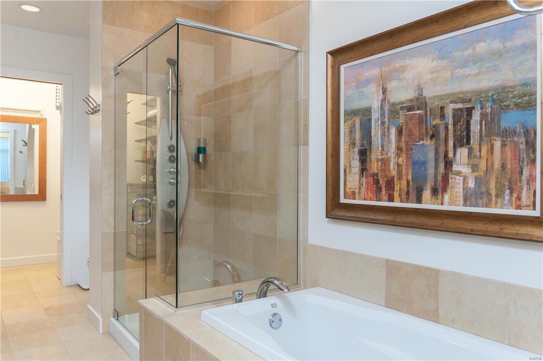 4545 Lindell - Residential