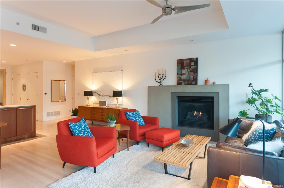 4545 Lindell - Residential