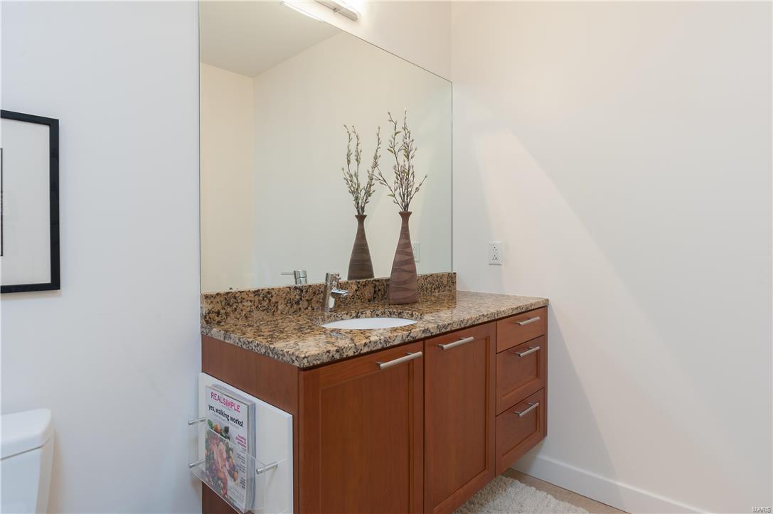 4545 Lindell - Residential