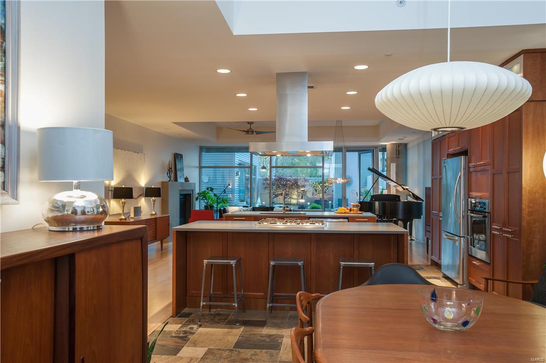 4545 Lindell - Residential