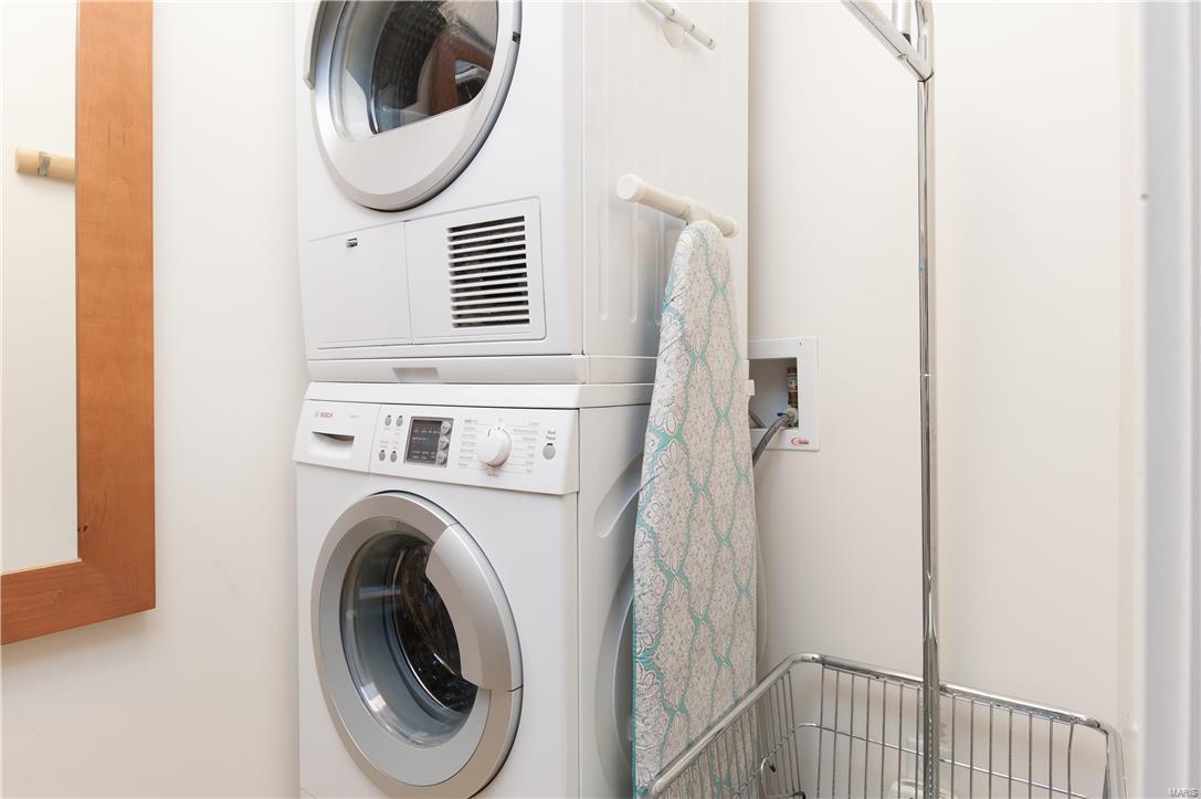 4545 Lindell - Residential