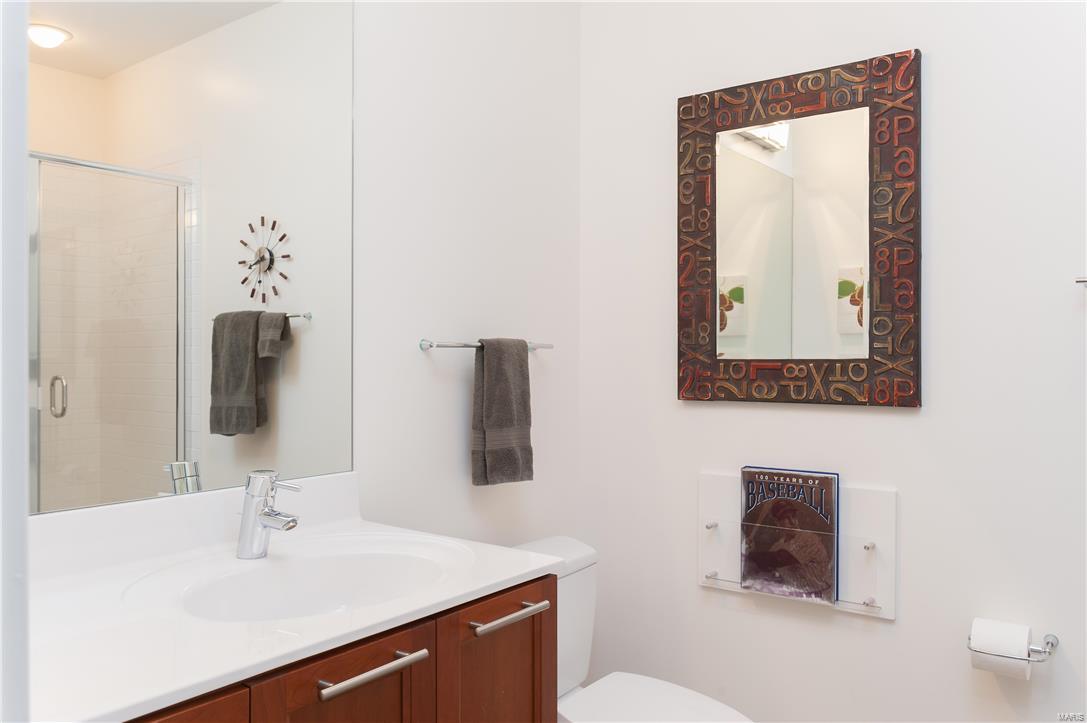 4545 Lindell - Residential