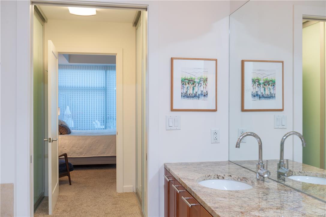 4545 Lindell - Residential