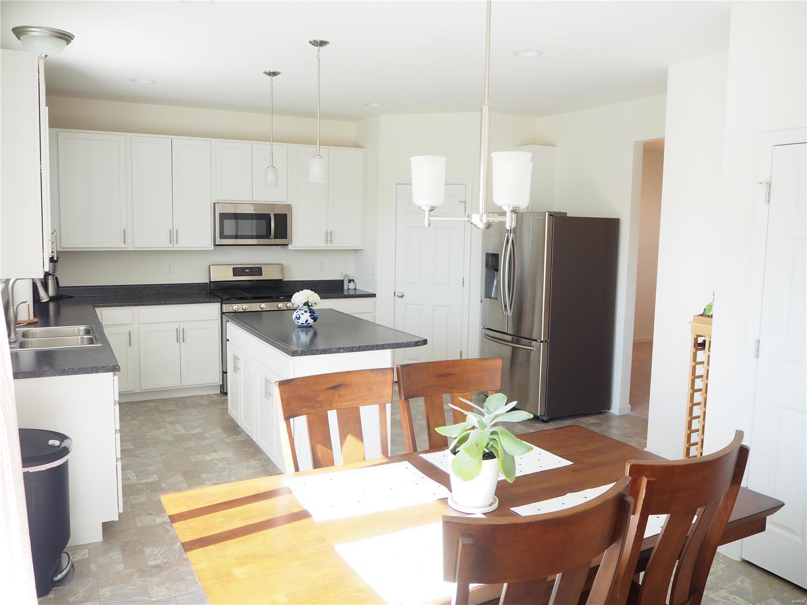 Charlestowne Crossing #4 - Residential Lease