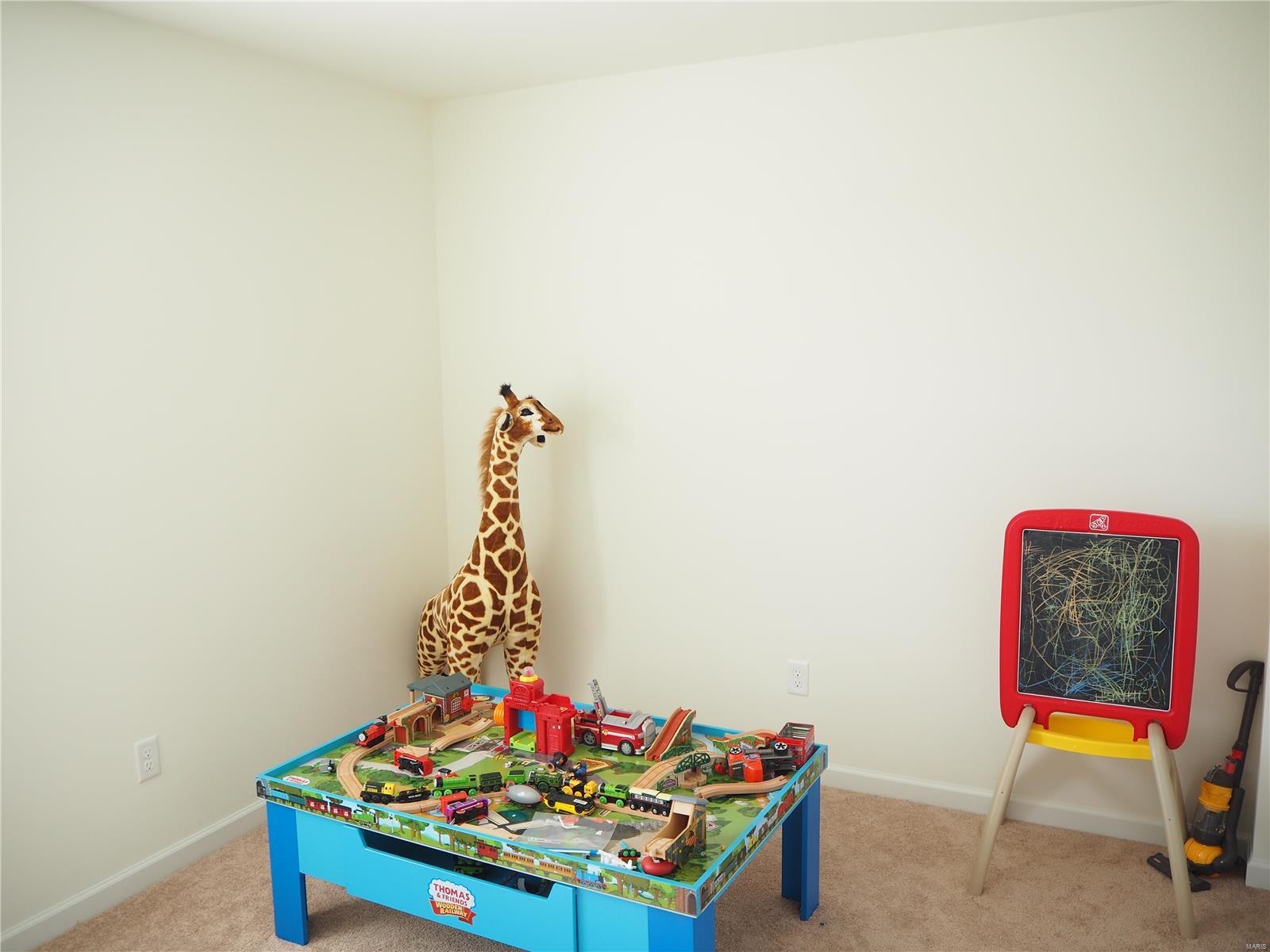 Charlestowne Crossing #4 - Residential Lease