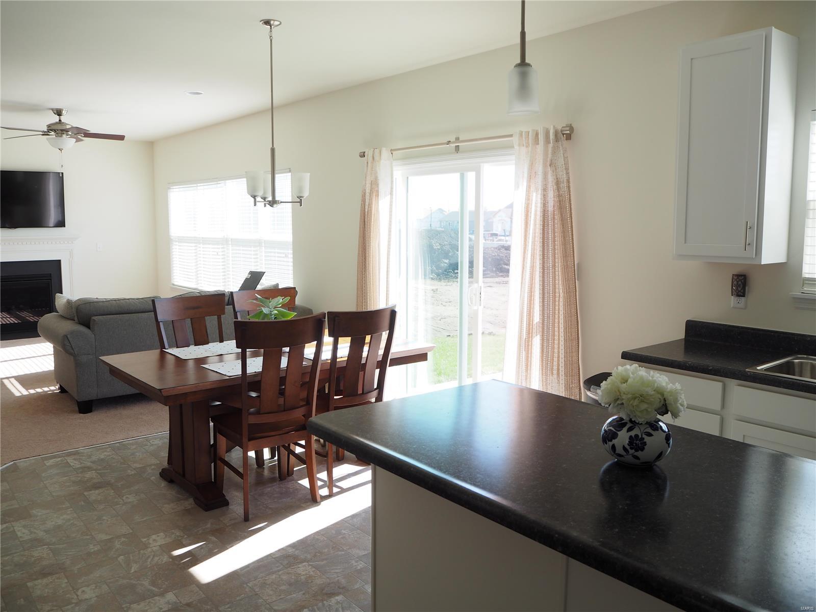 Charlestowne Crossing #4 - Residential Lease