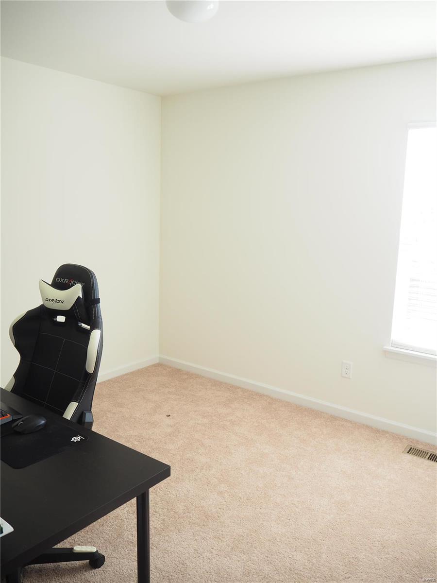 Charlestowne Crossing #4 - Residential Lease