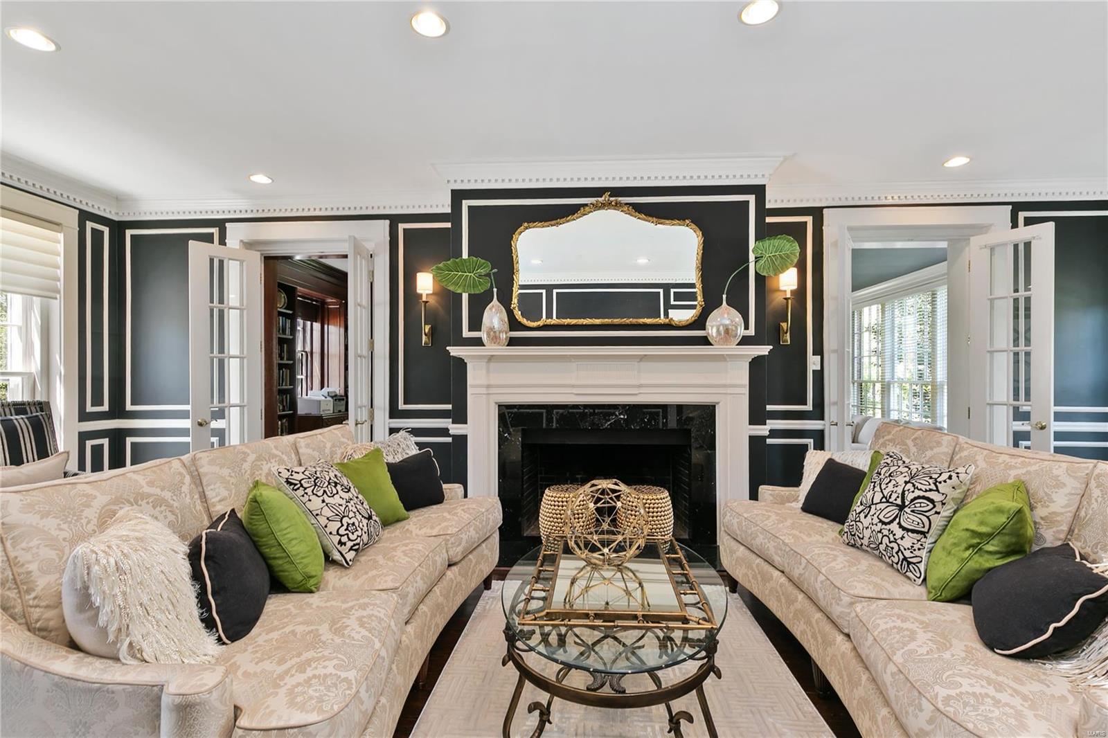 Mcdonald Tr Pt 2 Lts 31 & 32 & Sarpy - Residential