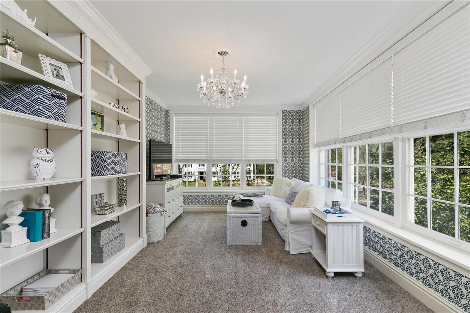 Mcdonald Tr Pt 2 Lts 31 & 32 & Sarpy - Residential