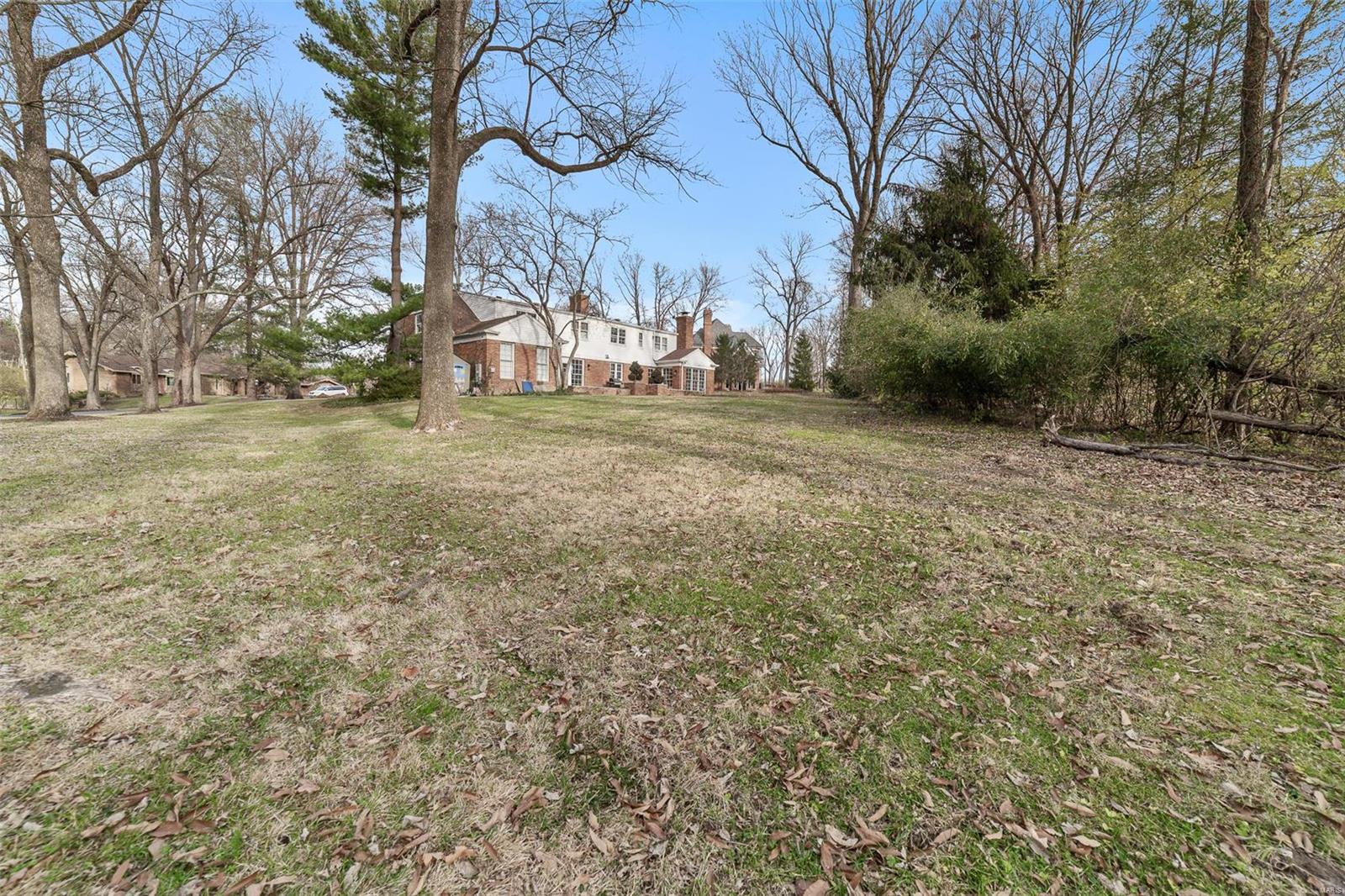 Upper Log Cabin - Residential