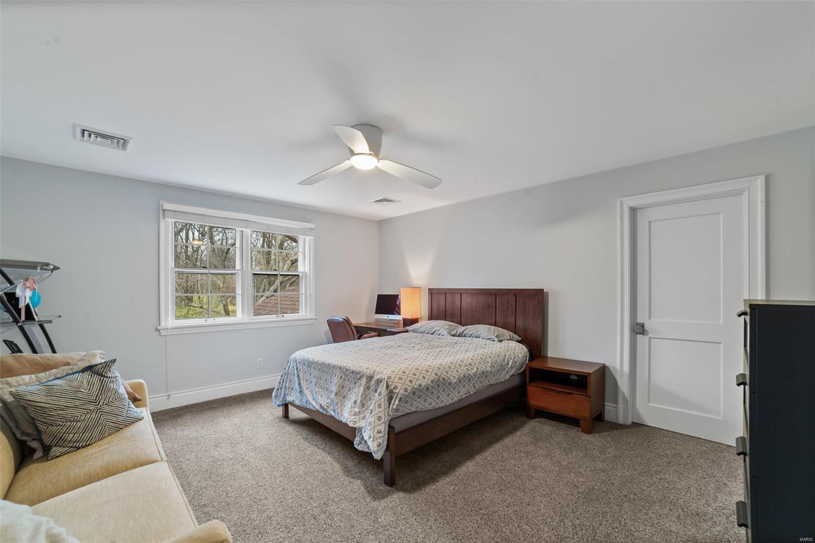 Upper Log Cabin - Residential