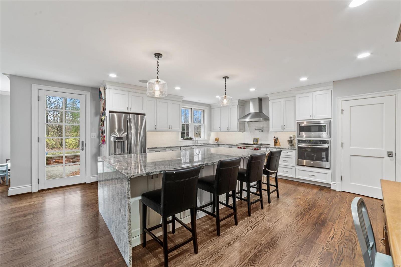 Upper Log Cabin - Residential