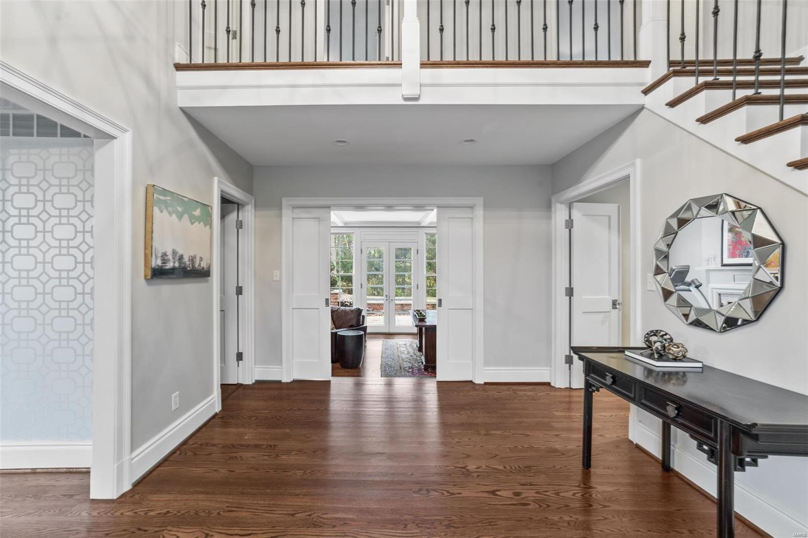 Upper Log Cabin - Residential