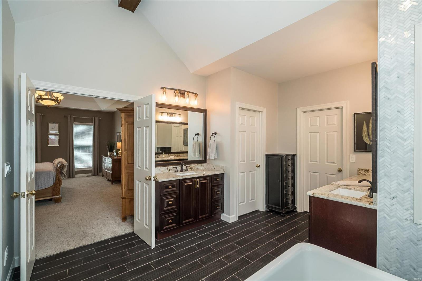 Pine Creek - Residential