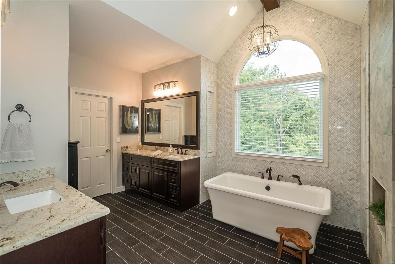 Pine Creek - Residential