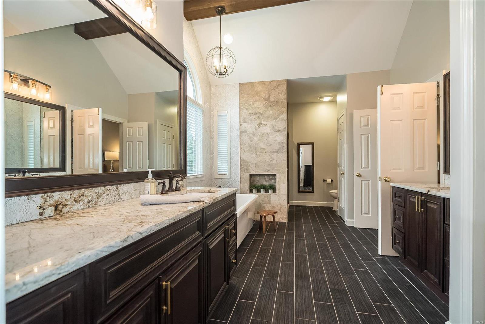 Pine Creek - Residential