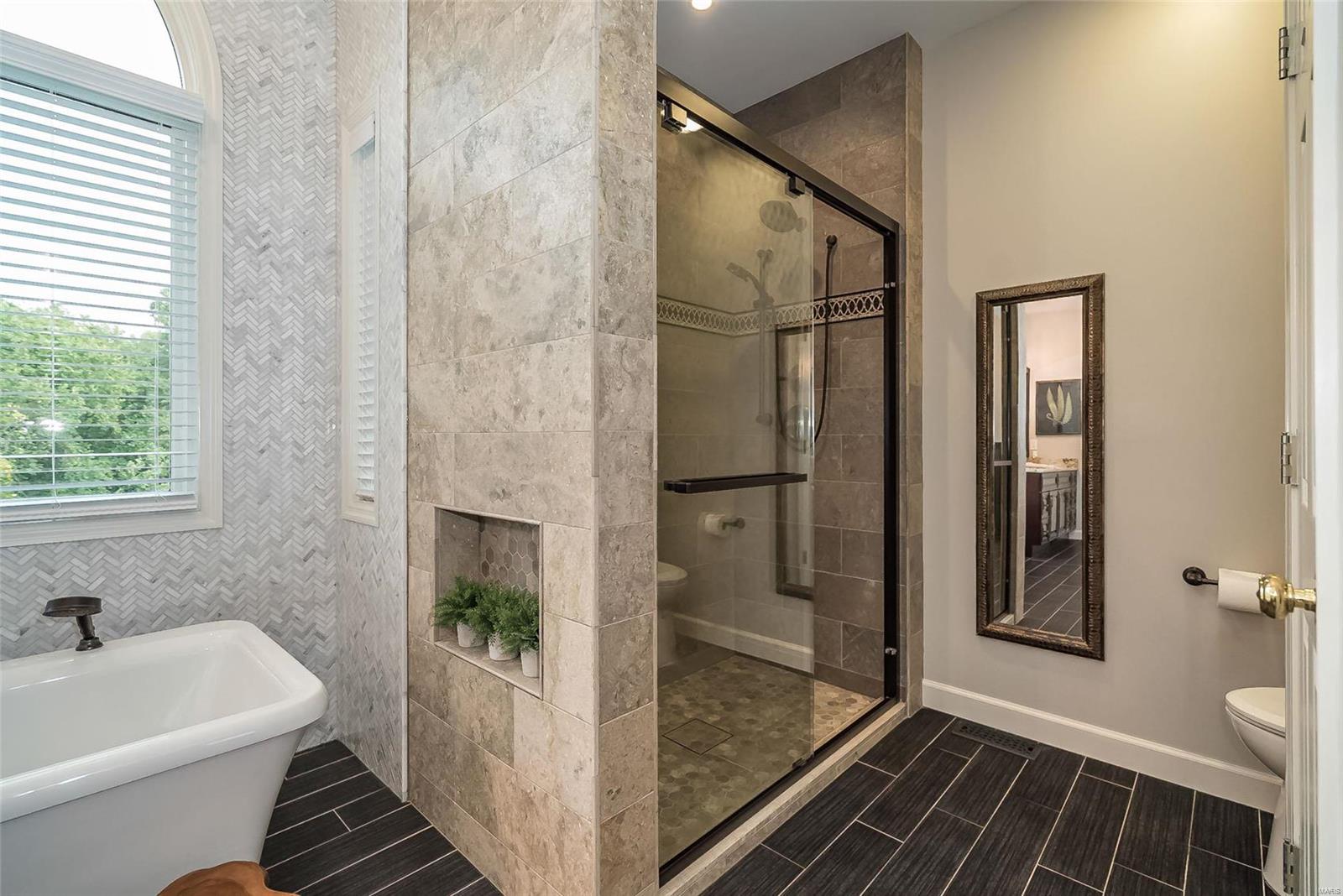 Pine Creek - Residential