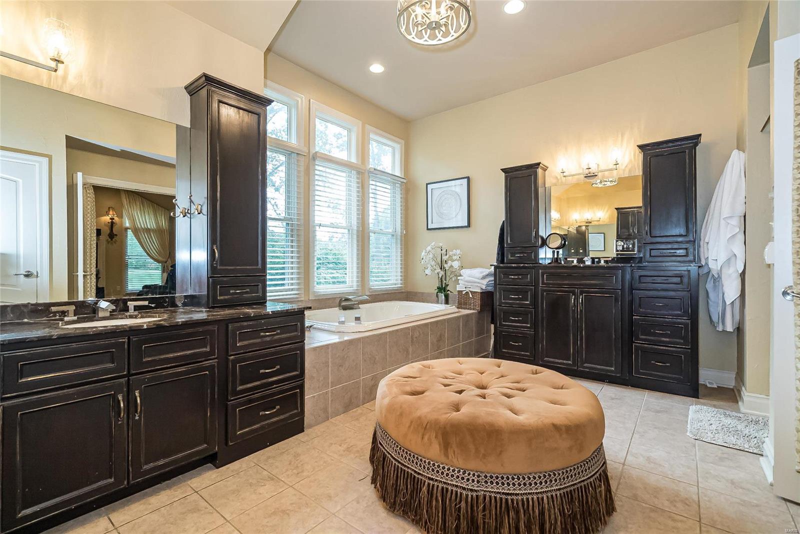 Fox Ridge - Residential