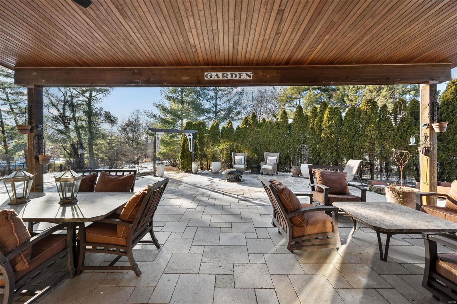 Williamsburg Estates - Residential