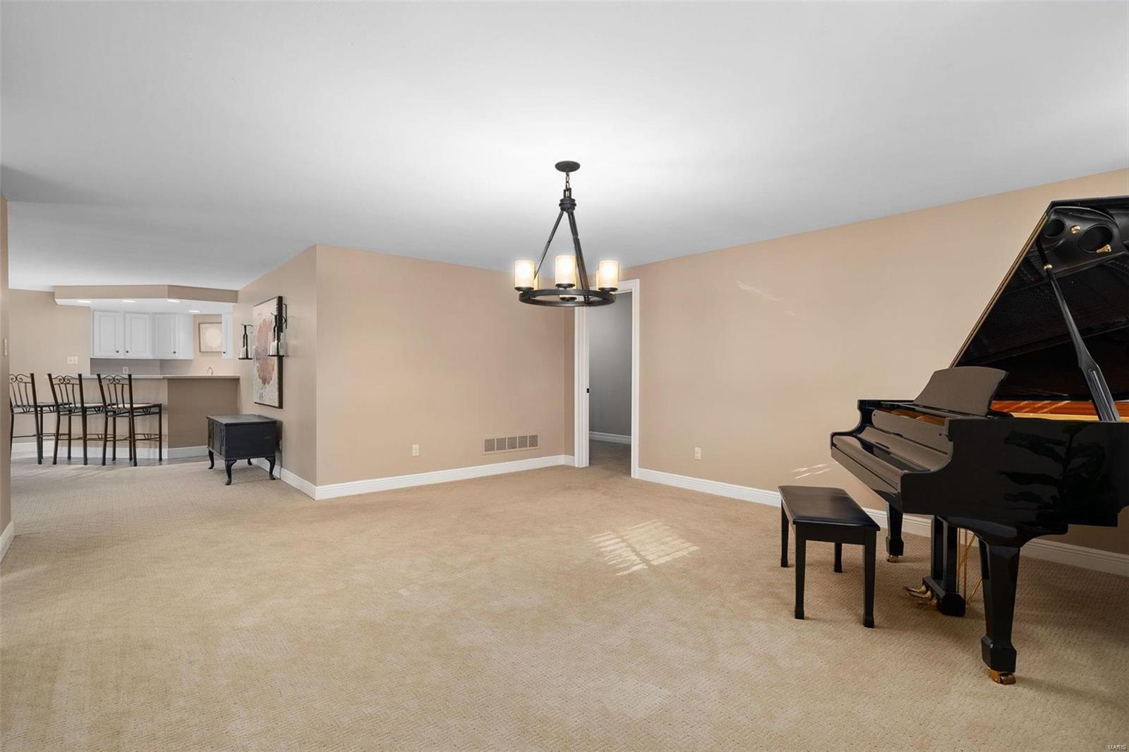 Williamsburg Estates - Residential