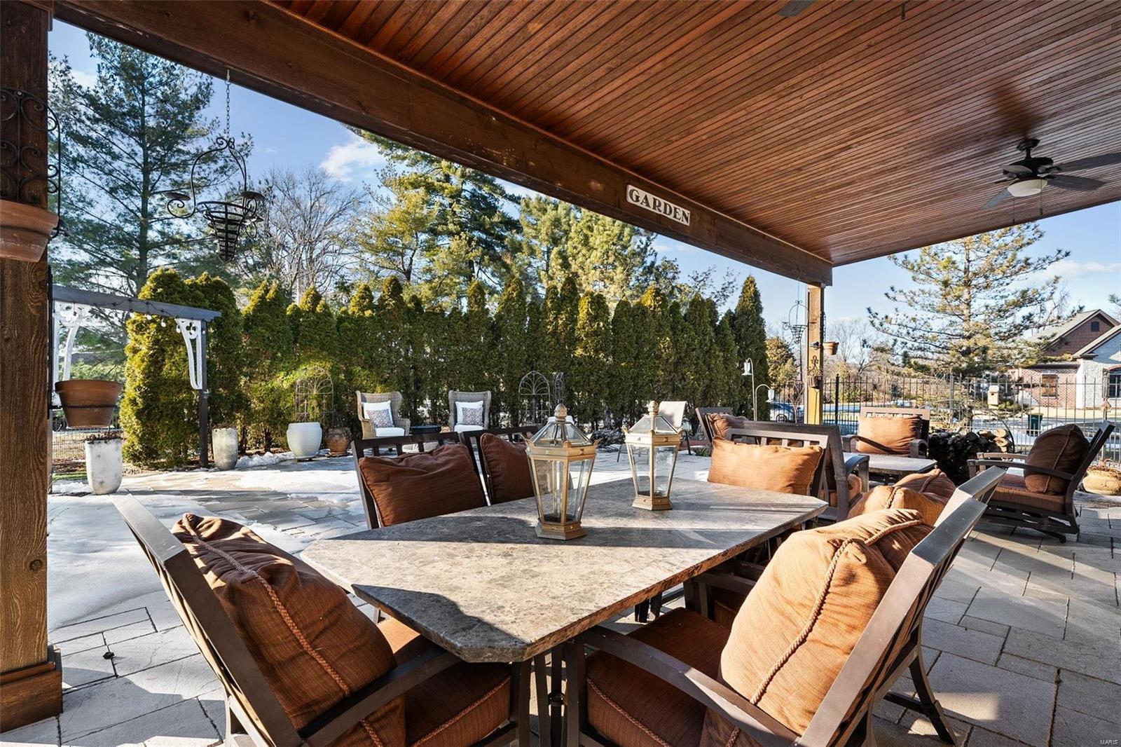 Williamsburg Estates - Residential