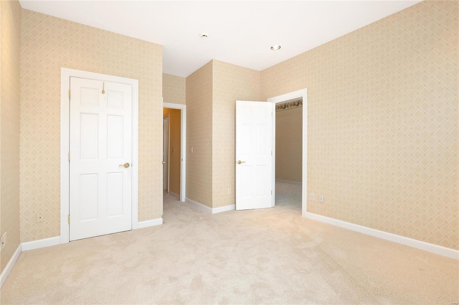 Hanover Townhomes - Residential