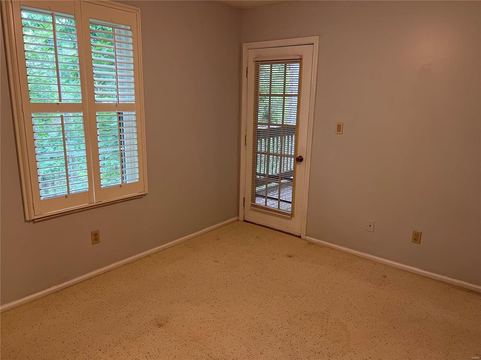 Arrowhead Condominiums - Residential