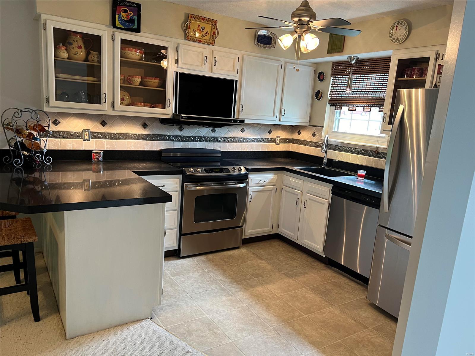 Arrowhead Condominiums - Residential